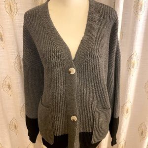 🎃3 for $15🎃Gray & Black Knit Colorblock Cardigan w/ Pockets Sz 1X